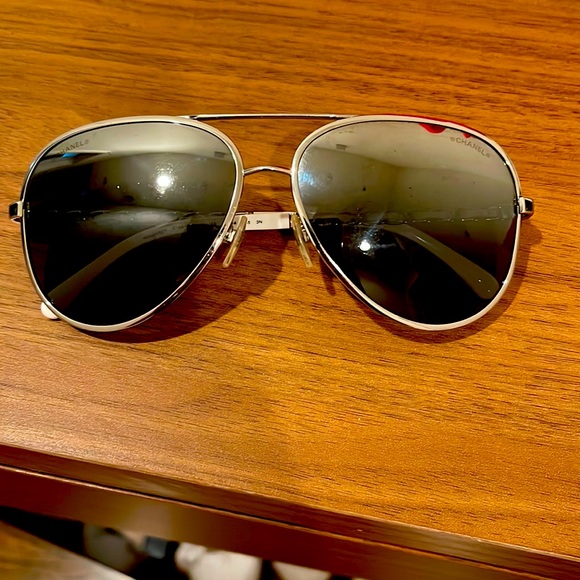 Chanel aviator sunglasses - Picture 1 of 5